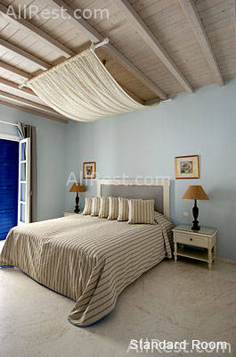 Kouros Hotel & Suites 17